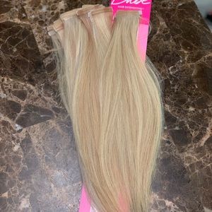 - Babe tape in hair extensions 🤩